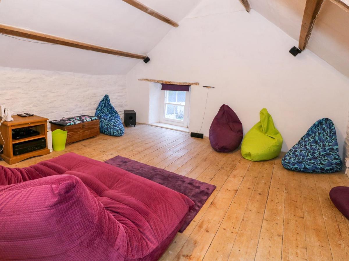 Llwyncadfor Farm Villa Llangunllo Eksteriør billede